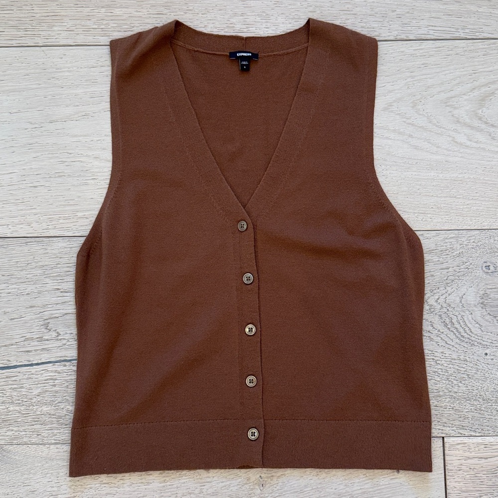 Express Airy Soft Skimming V-Neck Button Down Sweater Vest in Brown Size Small